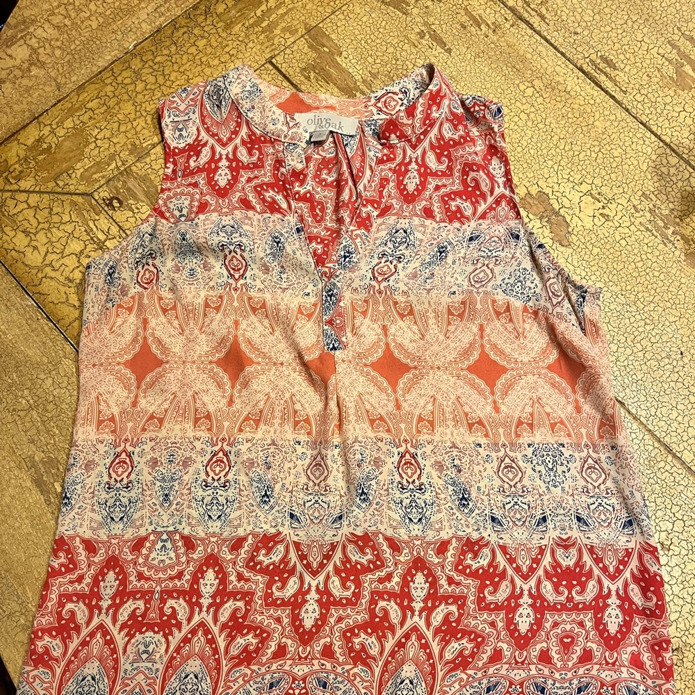 Flowy, colorful tank top - size small.